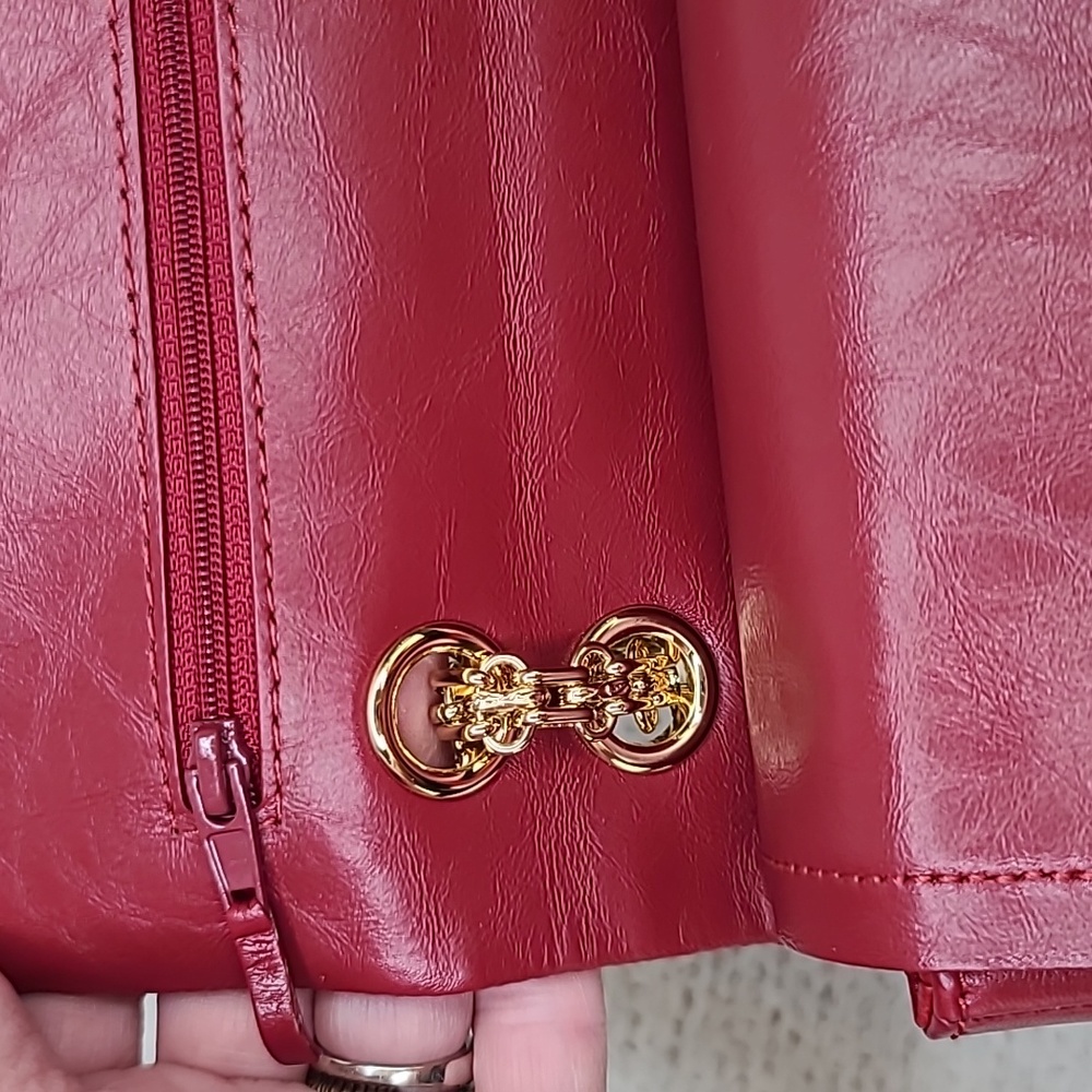 Chanel Classic Quilted Calfskin Medium 2.55 Reissue Red Double Flap Bag NWT/NIB - Picture 10 of 17